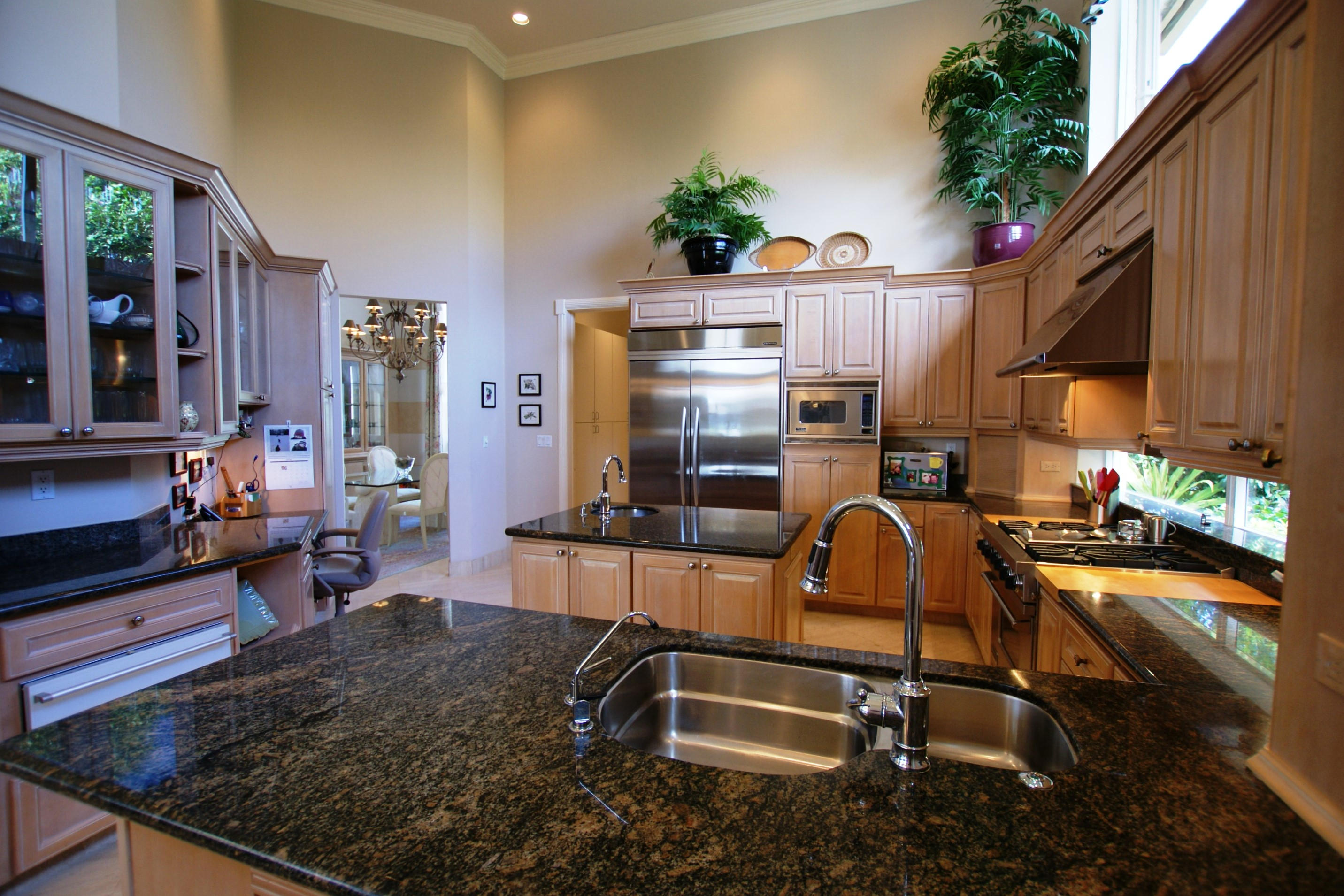4914 County Line Road Tequesta, FL 33469 - Photo 10 of 24 Kitchen