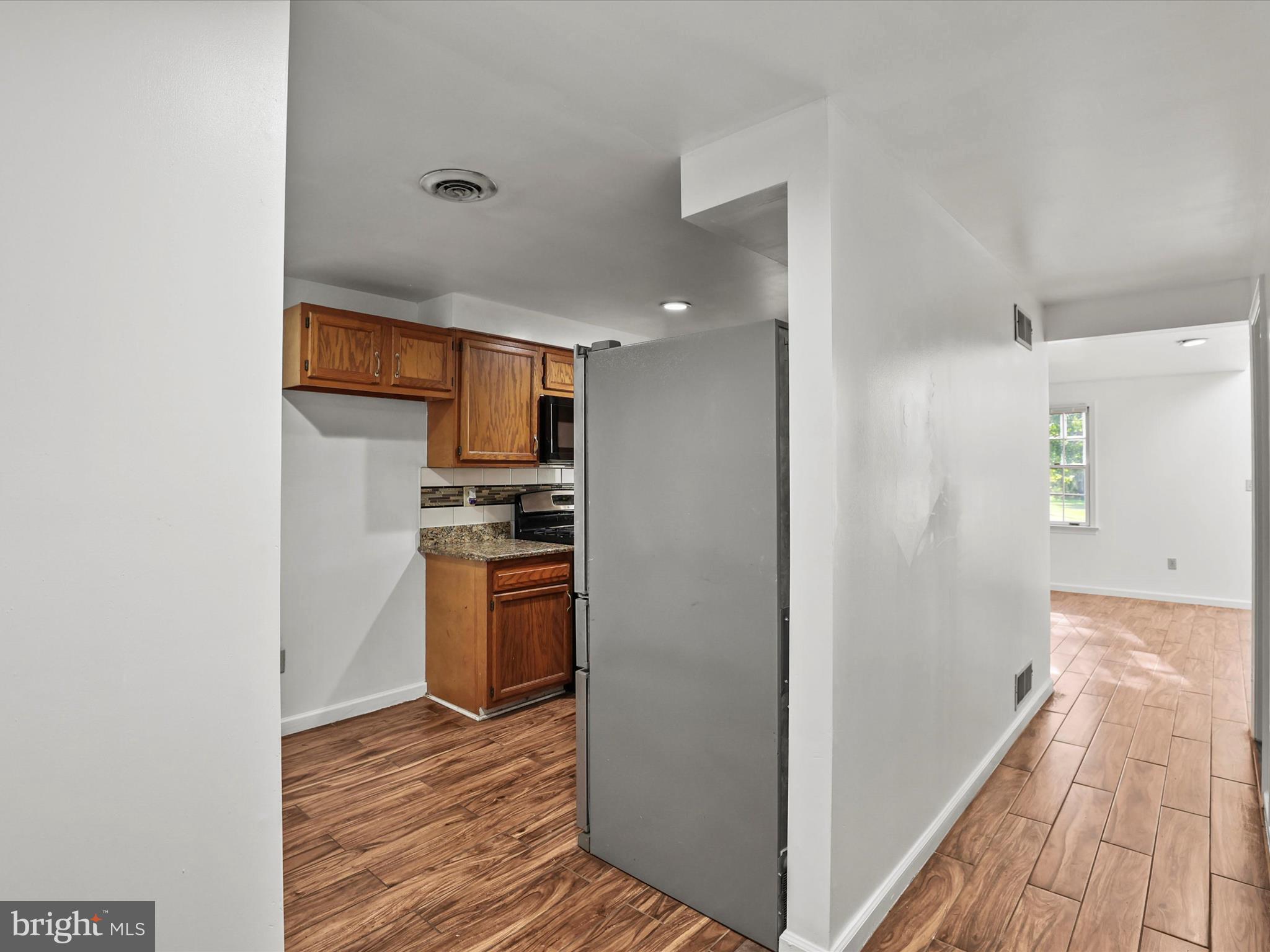 3604 Pleasant Valley Road York, PA 17406 - Photo 5 of 34 Gallery Image 5