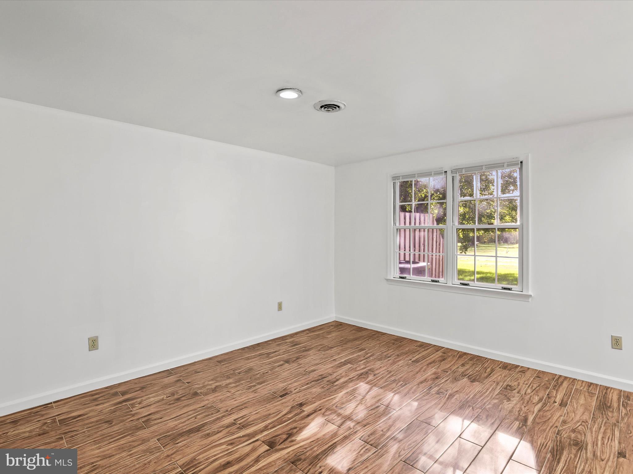 3604 Pleasant Valley Road York, PA 17406 - Photo 10 of 34 Gallery Image 10