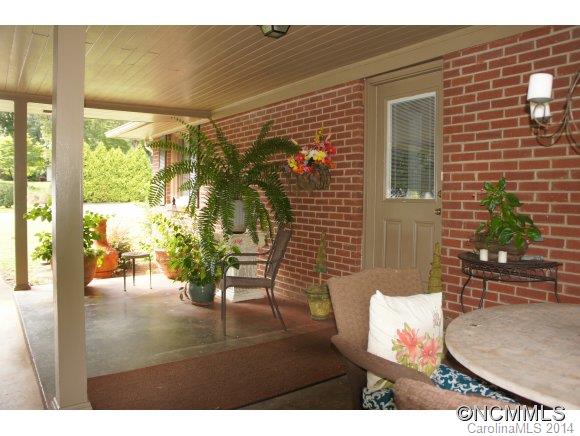118 Freeman Street Rutherfordton, NC 28139 - Photo 3 of 14