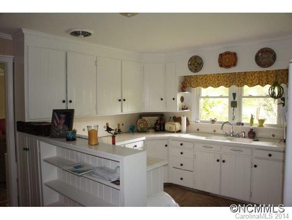 118 Freeman Street Rutherfordton, NC 28139 - Photo 10 of 14