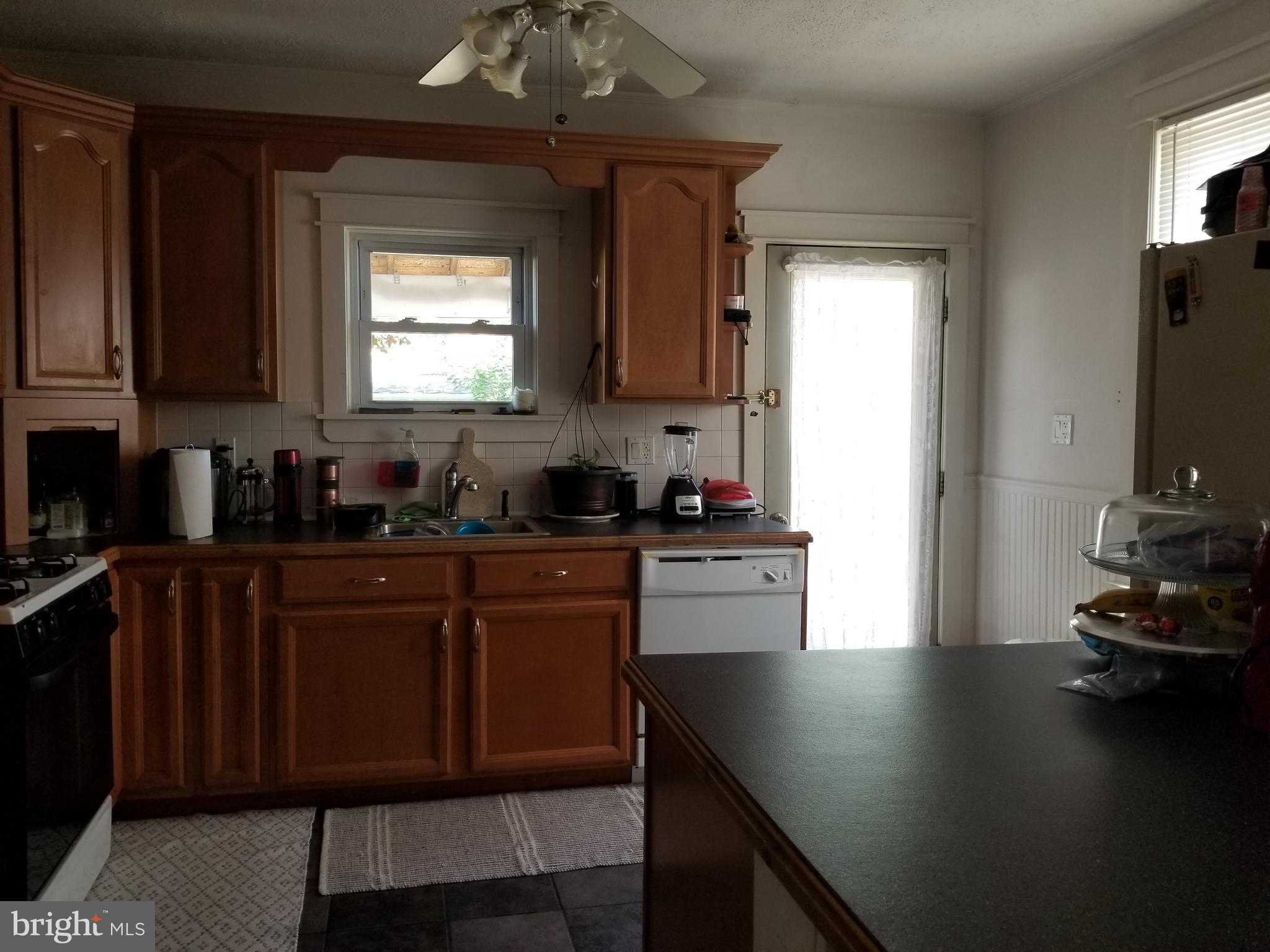 427 Poplar Street Delanco, NJ 08075 - Photo 7 of 18