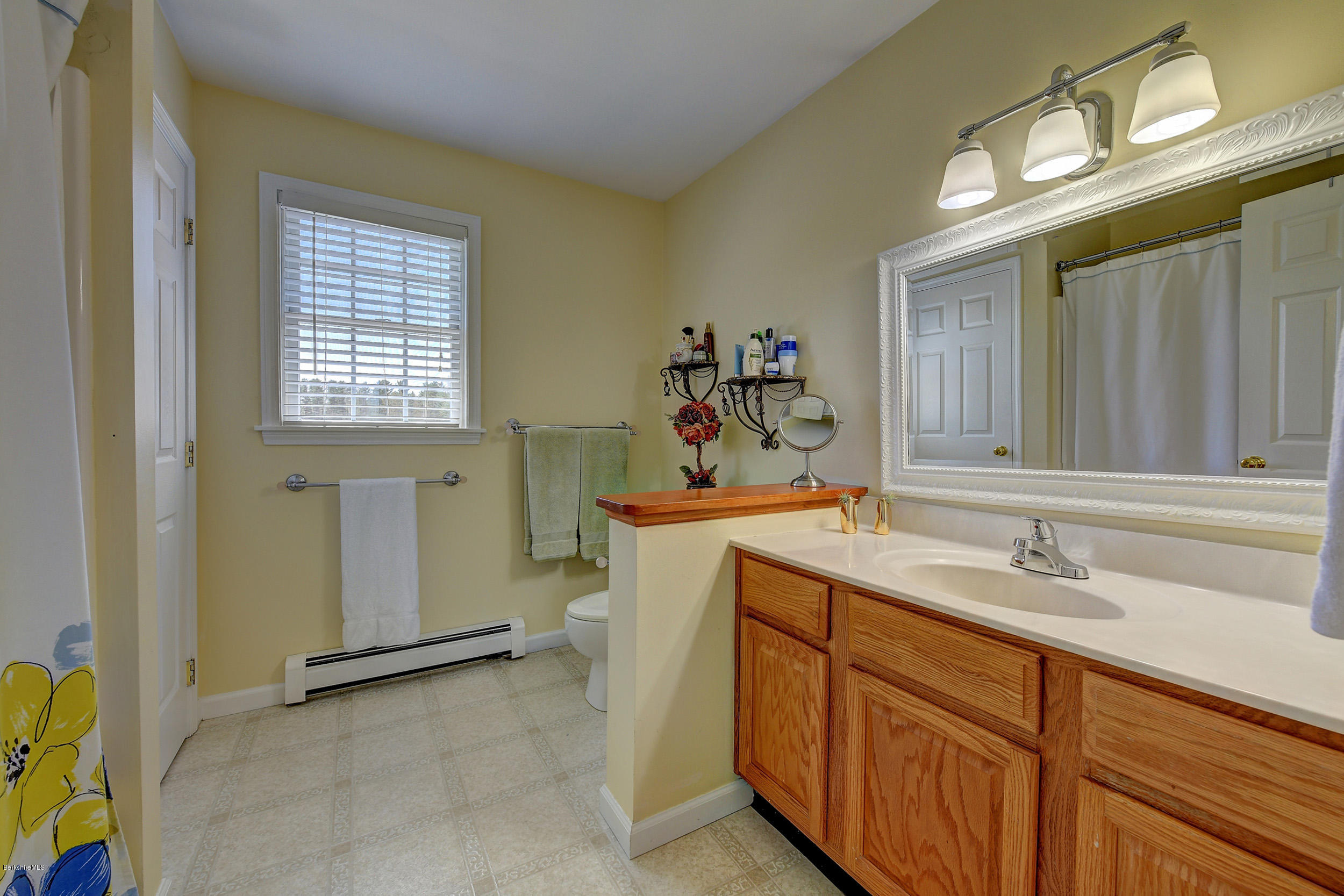 234 Clayton Road Sheffield, MA 01222 - Photo 23 of 41 23-2nd Floor Master Bathroom