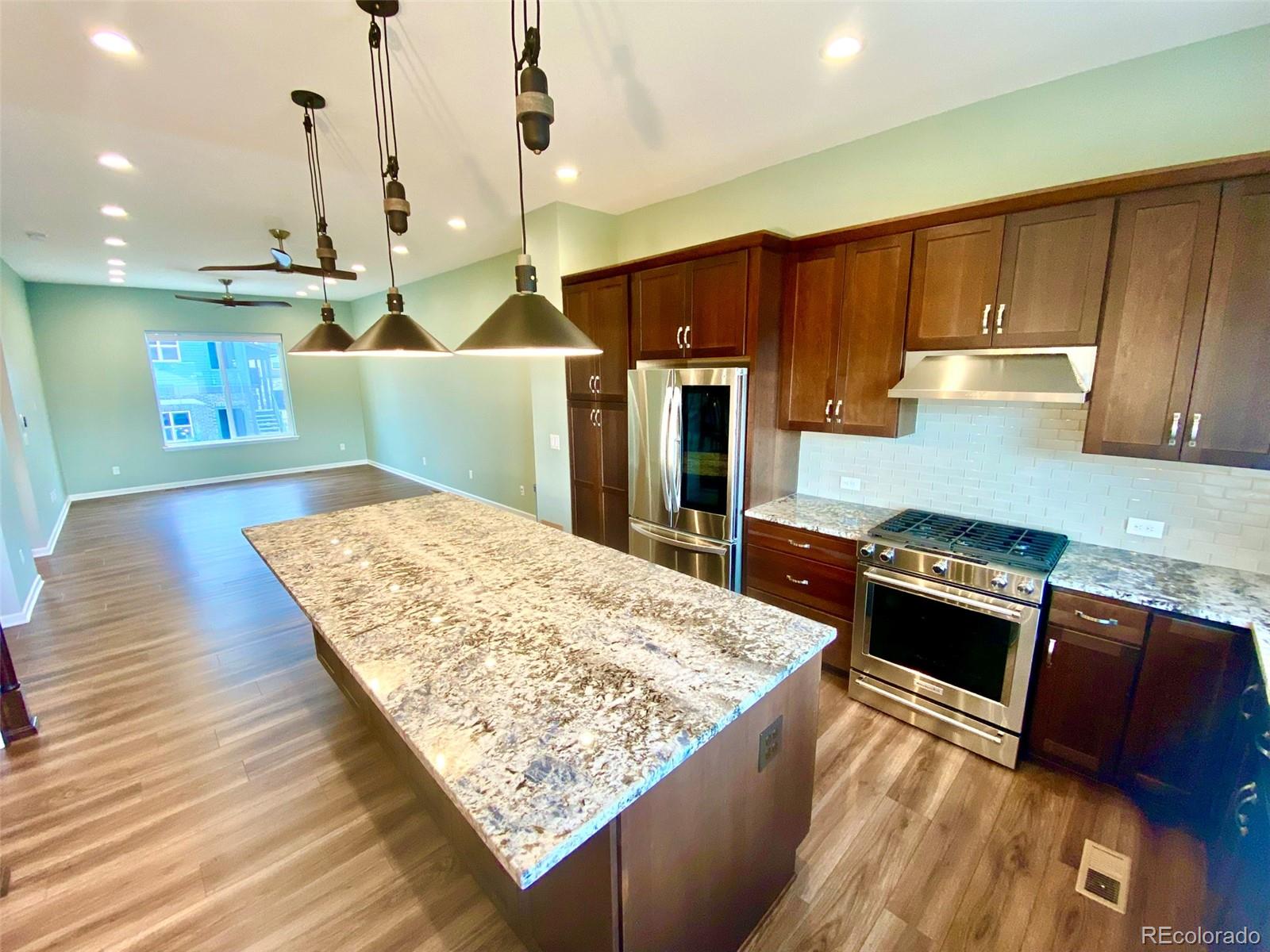 12337 West Ridge Road Wheat Ridge, CO 80033 - Photo 3 of 31