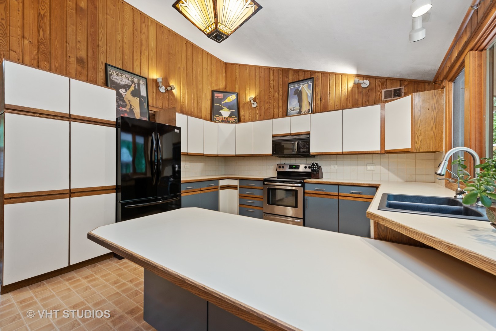 146 Big Oaks Road Trout Valley, IL 60013 - Photo 4 of 55
