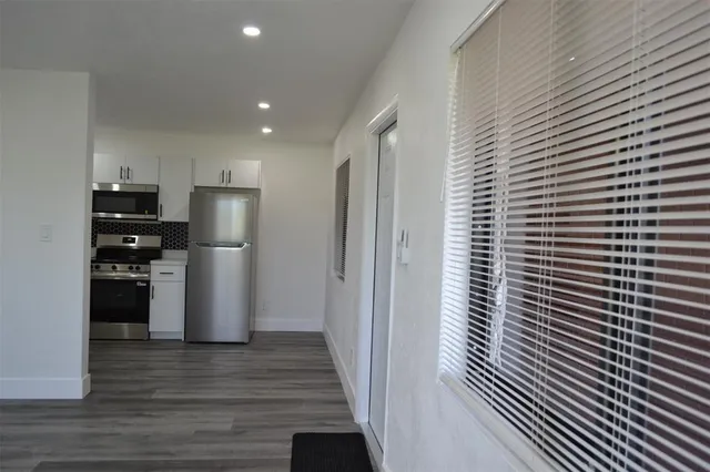 $2,000 | 940 Northwest 8th Avenue, Pompano Beach, FL 33060