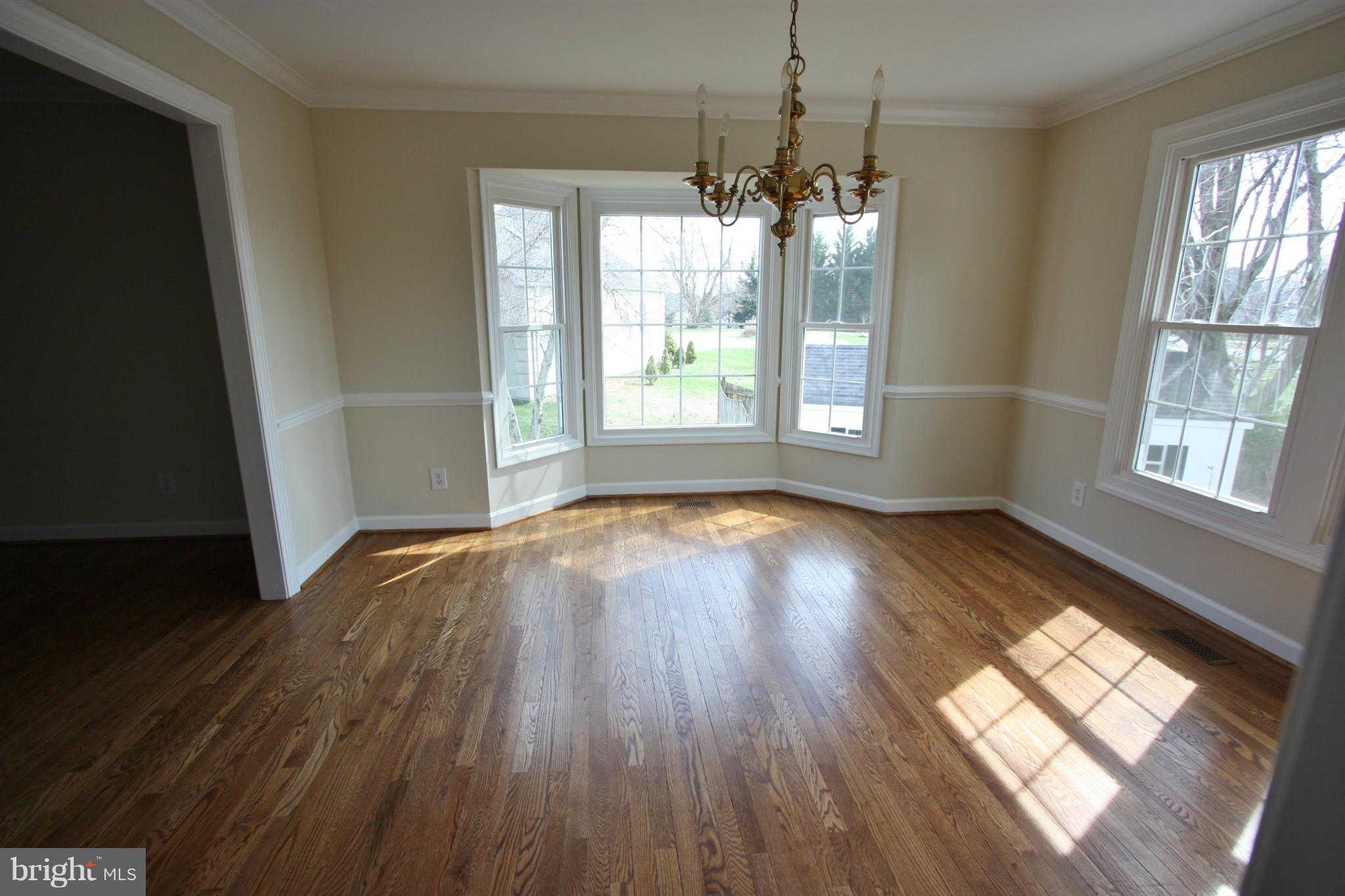 9228 Bretton Reef Road Baltimore, MD 21234 - Photo 11 of 30 Dining Room