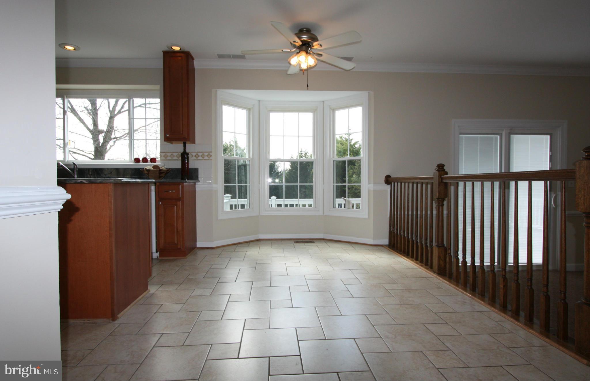 9228 Bretton Reef Road Baltimore, MD 21234 - Photo 15 of 30 Kitchen