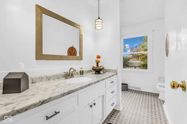 $244,900 | 1897 East Crystal Creek Drive, Terre Haute, IN 47802