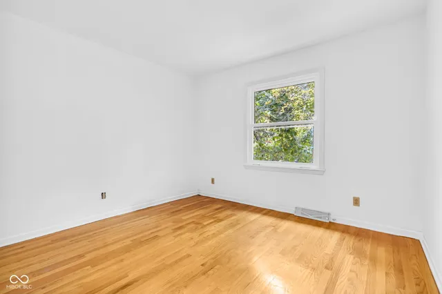 $244,900 | 1897 East Crystal Creek Drive, Terre Haute, IN 47802