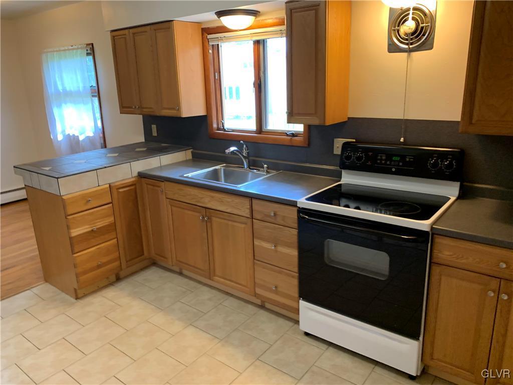 1889 Blue Barn Road Orefield, PA 18069 - Photo 11 of 21 Gallery Image 11