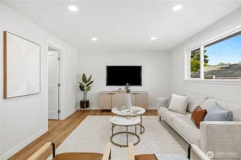$1,349,950 | 7608 140th Place Northeast, Redmond, WA 98052