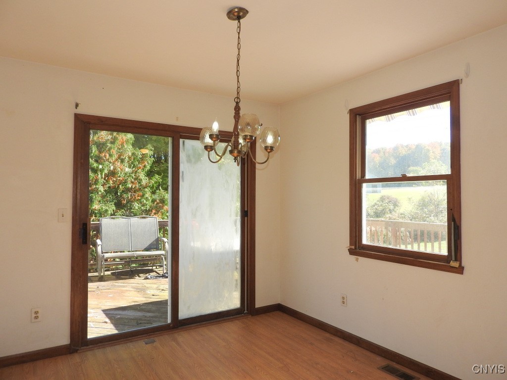 2848 Warners Road Camillus, NY 13031 - Photo 6 of 18