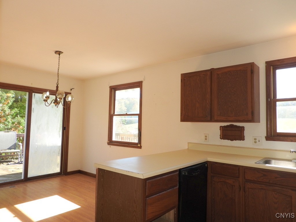 2848 Warners Road Camillus, NY 13031 - Photo 7 of 18