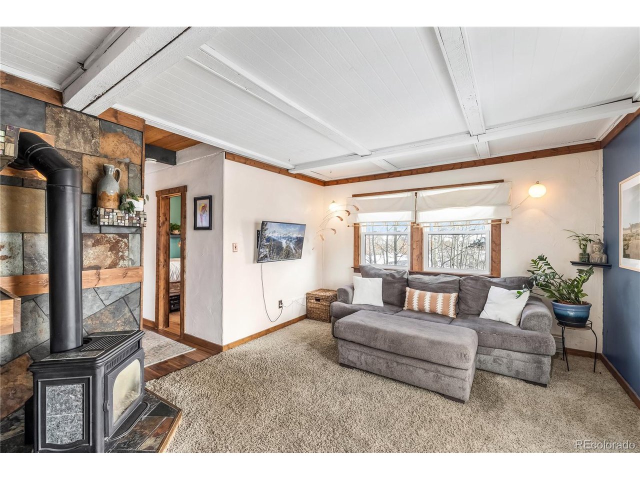 8032 Ryan Gulch Road, Unit 5 Silverthorne, CO 80498 - Photo 4 of 24 Gallery Image 4
