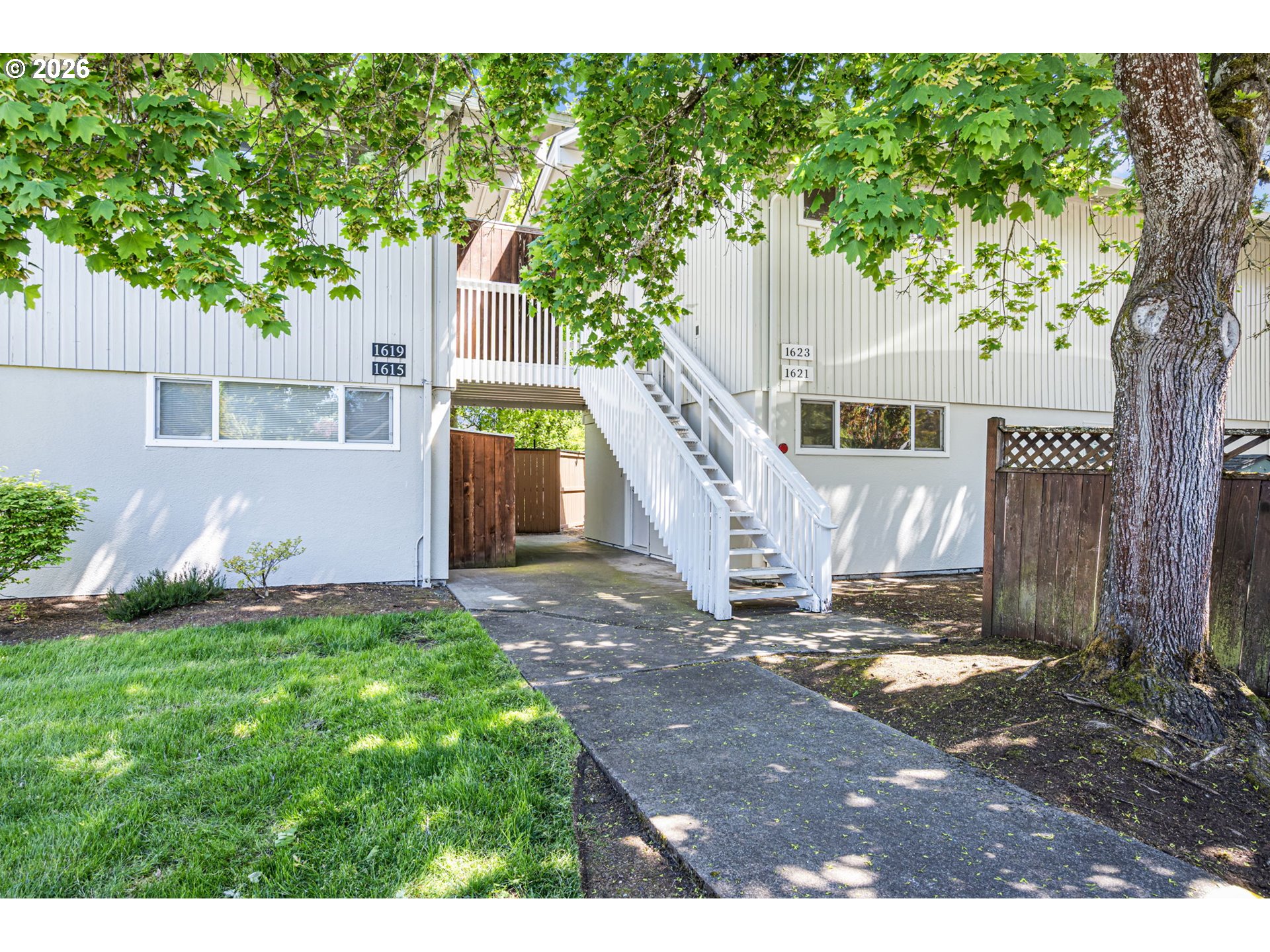 1619 Garfield Place Eugene, OR 97402 - Photo 2 of 24