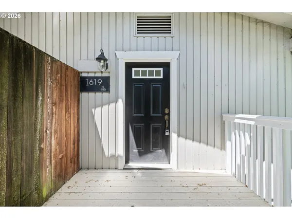 $169,000 | 1619 Garfield Place, Eugene, OR 97402
