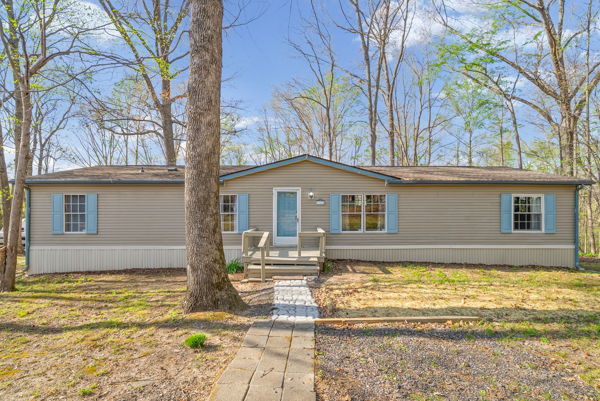 162 Bagsby Hill Road Dover, TN 37058 - Photo 2 of 33