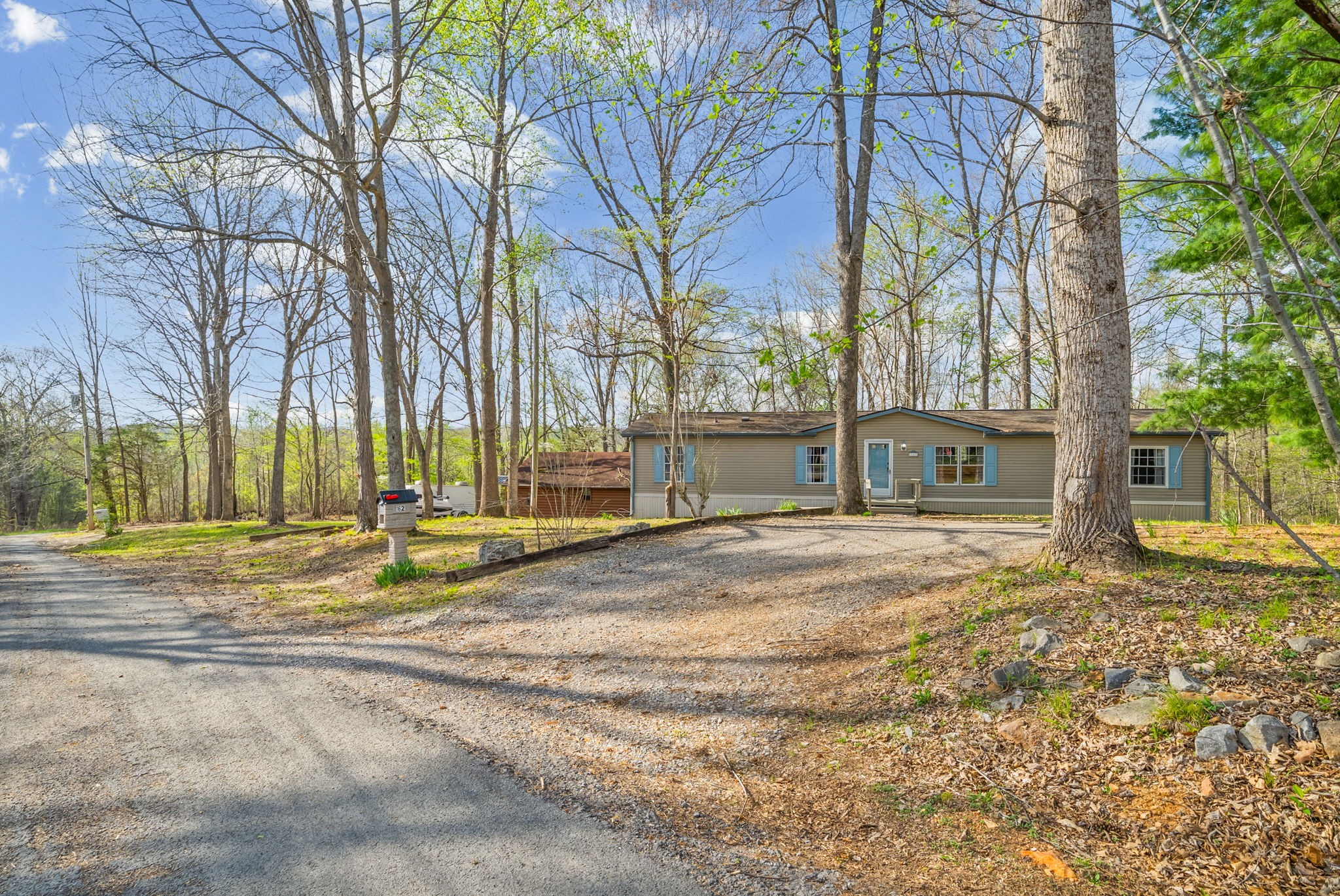 162 Bagsby Hill Road Dover, TN 37058 - Photo 3 of 33