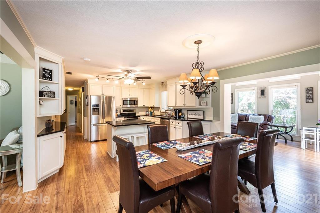 331 Skyline Road Hickory, NC 28601 - Photo 7 of 37 Gallery Image 7