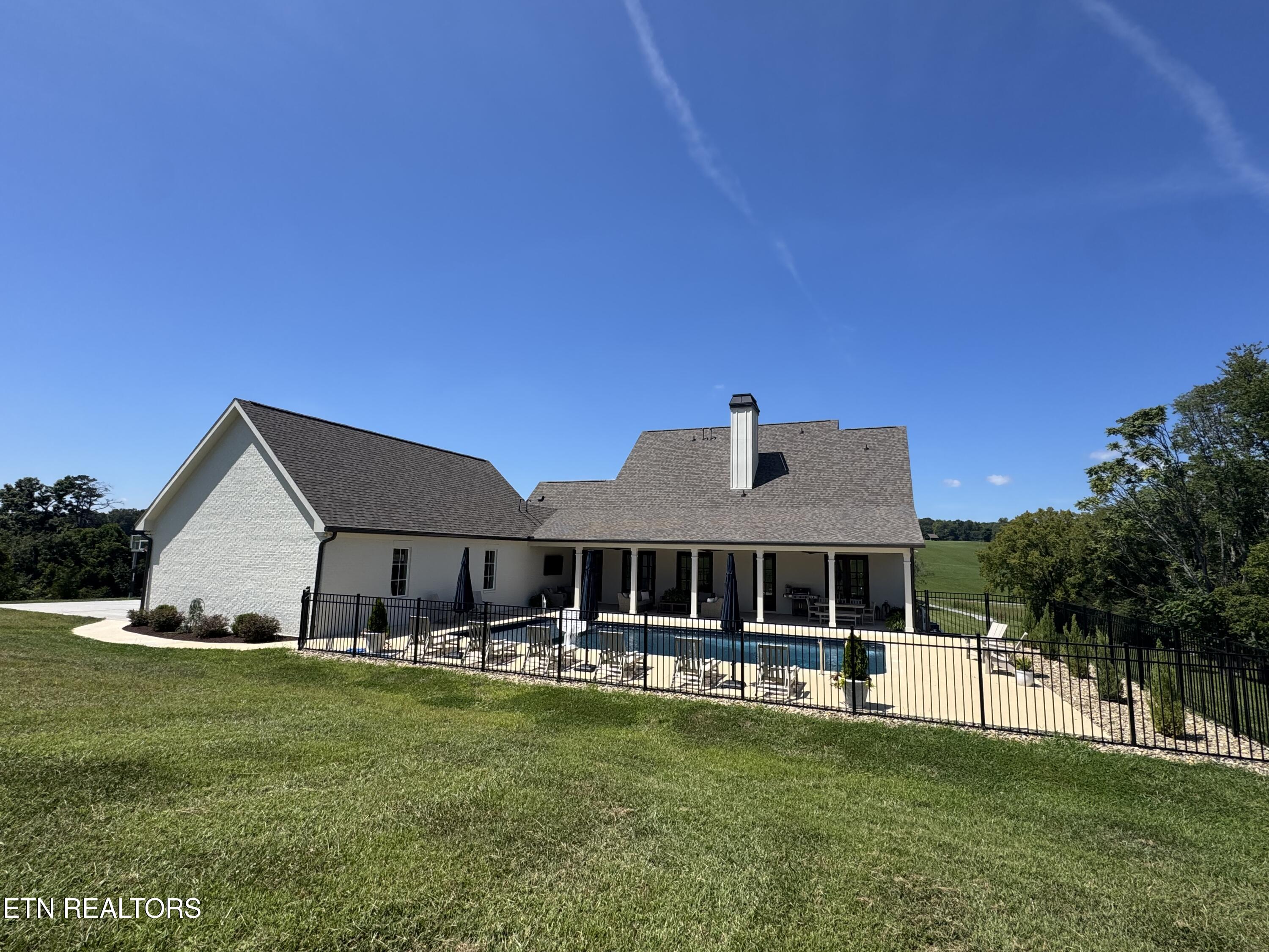 4936 Fort Sumter Road Knoxville, TN 37938 - Photo 3 of 5 IMG_8540