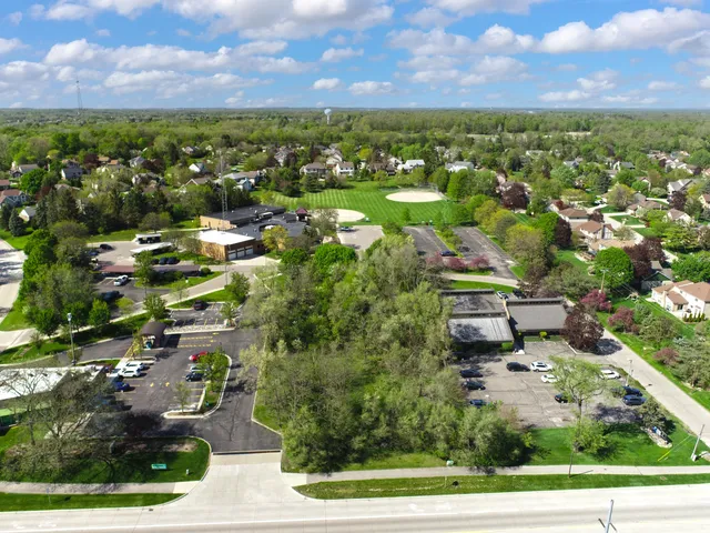 $498,500 | 41628 Six Mile Road, Northville, MI 48168