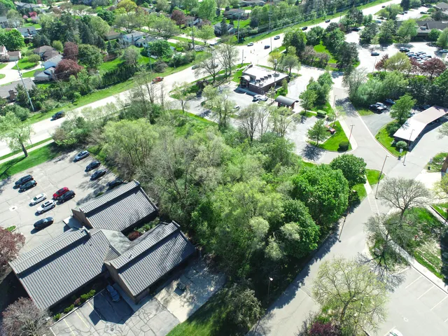 $498,500 | 41628 Six Mile Road, Northville, MI 48168