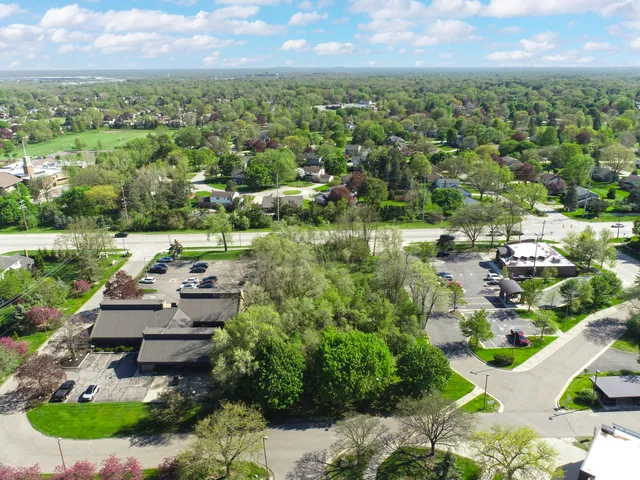 $498,500 | 41628 Six Mile Road, Northville, MI 48168