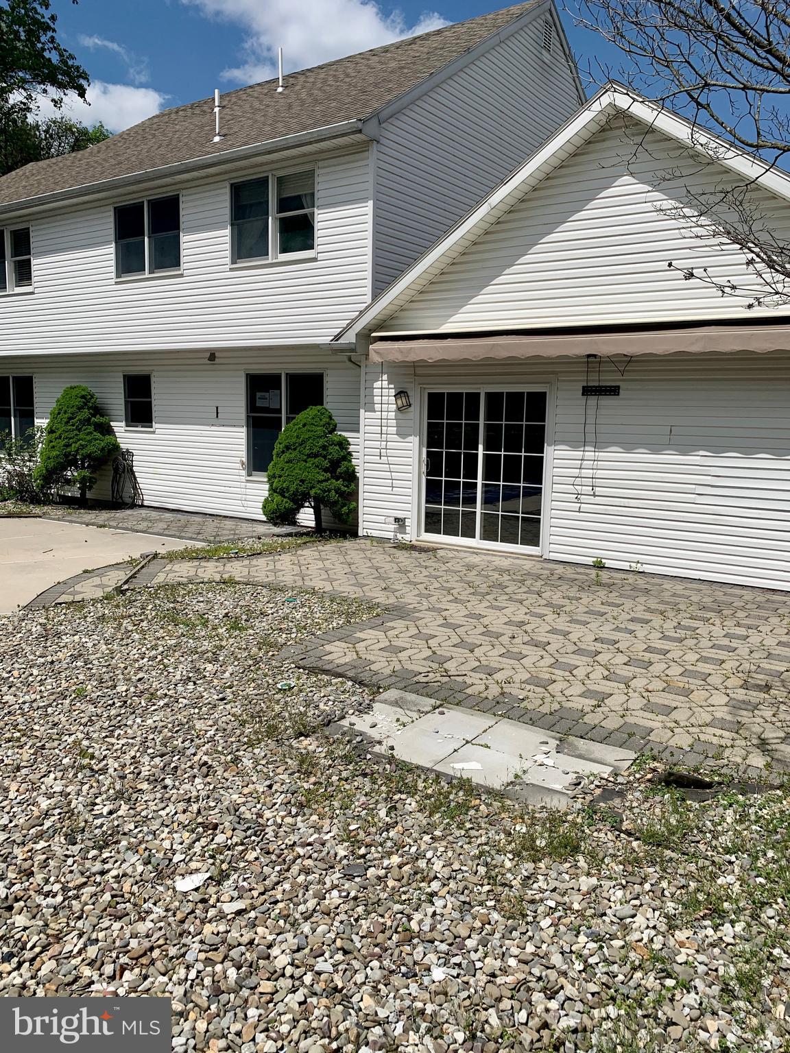 715 Old Fritztown Road Reading, PA 19608 - Photo 2 of 35
