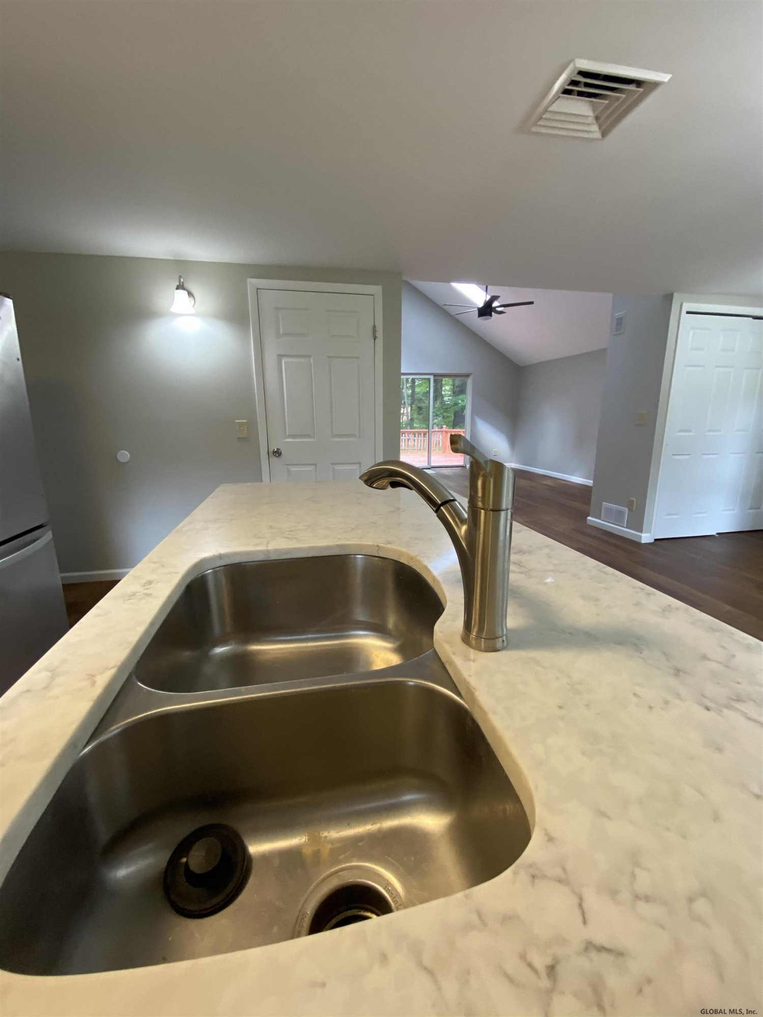 201 Thimbleberry Road Malta, NY 12020 - Photo 8 of 46 Photo 8