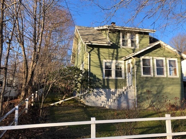 25 Winnipeg Street Worcester, MA 01607 - Photo 2 of 30 Gallery Image 2
