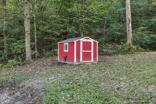$440,000 | 1033 Millers Creek Road, Goodlettsville, TN 37072
