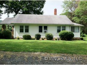 250 Cathey Road Candler, NC 28715 - Photo 11 of 18 Gallery Image 11