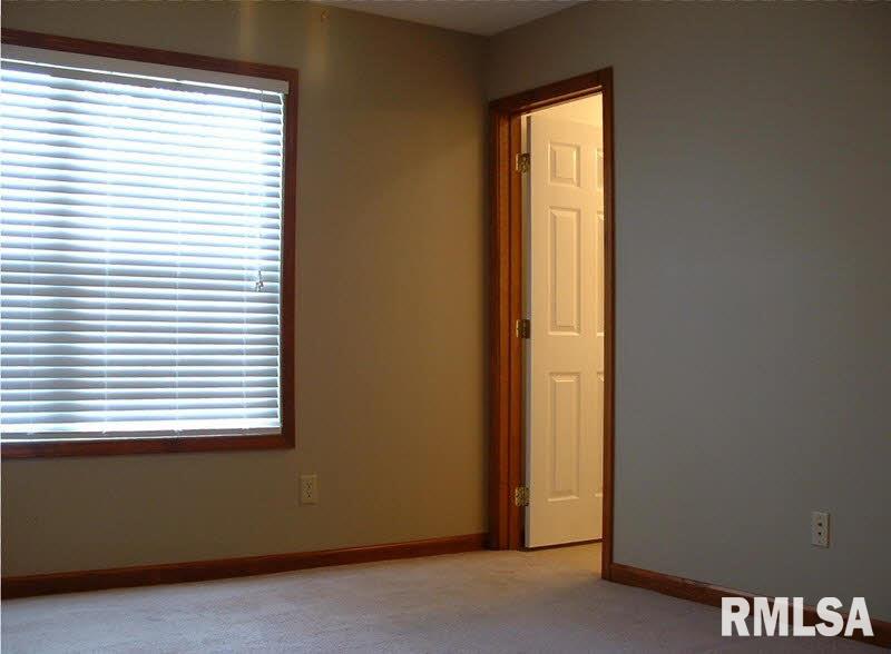 603 West Rigdon Street Carbondale, IL 62901 - Photo 6 of 11 Gallery Image 6