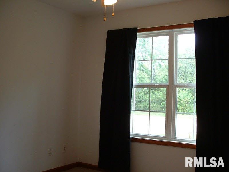 603 West Rigdon Street Carbondale, IL 62901 - Photo 7 of 11 Gallery Image 7