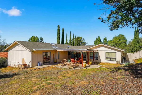 $895,000 | 1003 VÃa Unidos, Fallbrook, CA 92028