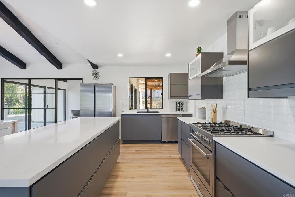 1003 Vía Unidos Fallbrook, CA 92028 - Photo 9 of 56