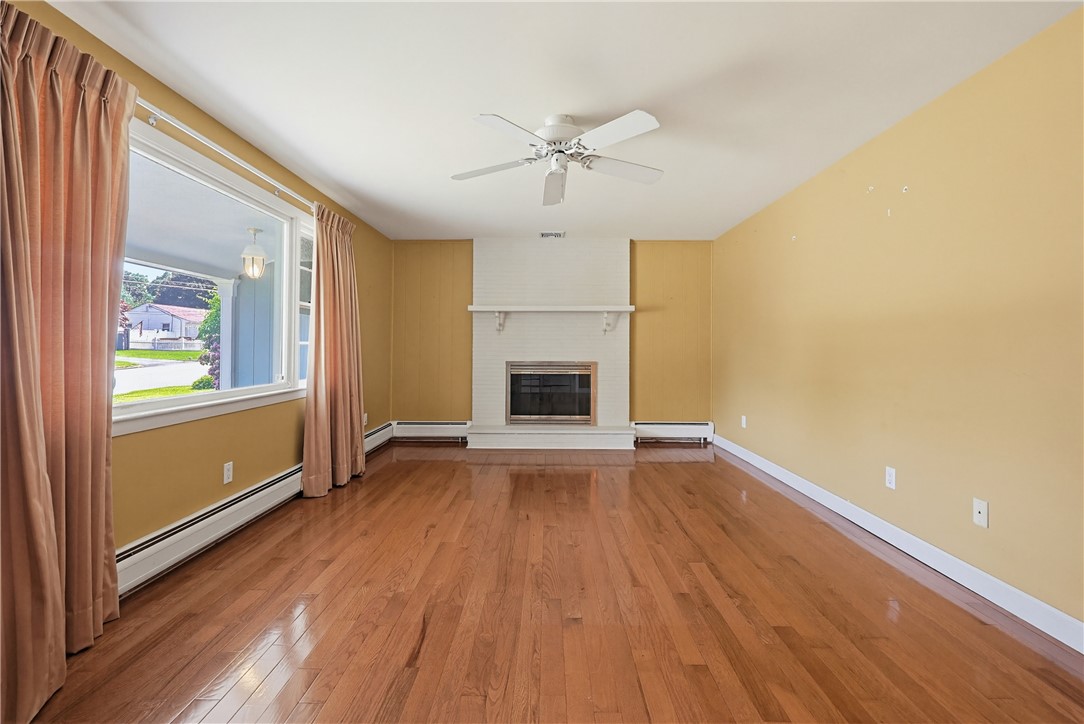 32 Brook Farm Road North Providence, RI 02904 - Photo 5 of 30