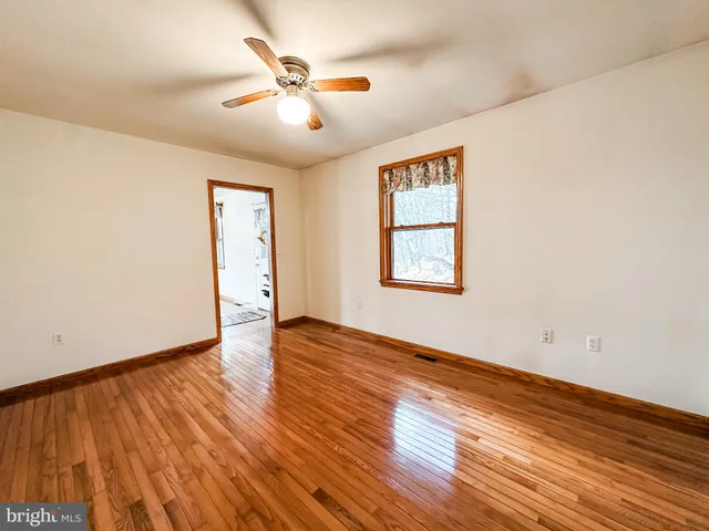 $339,900 | 16805 Jericho Ln Mount, Mount Savage, MD 21545