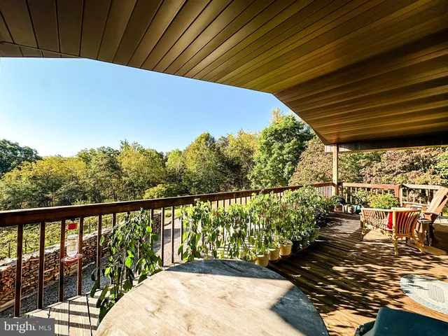 $339,900 | 16805 Jericho Ln Mount, Mount Savage, MD 21545