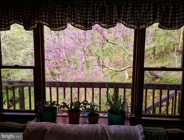 $339,900 | 16805 Jericho Ln Mount, Mount Savage, MD 21545