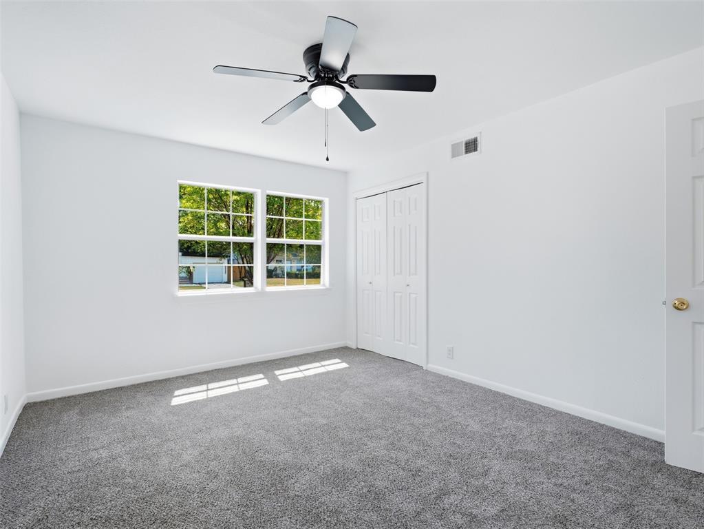 2939 Hillglenn Road Dallas, TX 75228 - Photo 14 of 26 Gallery Image 14