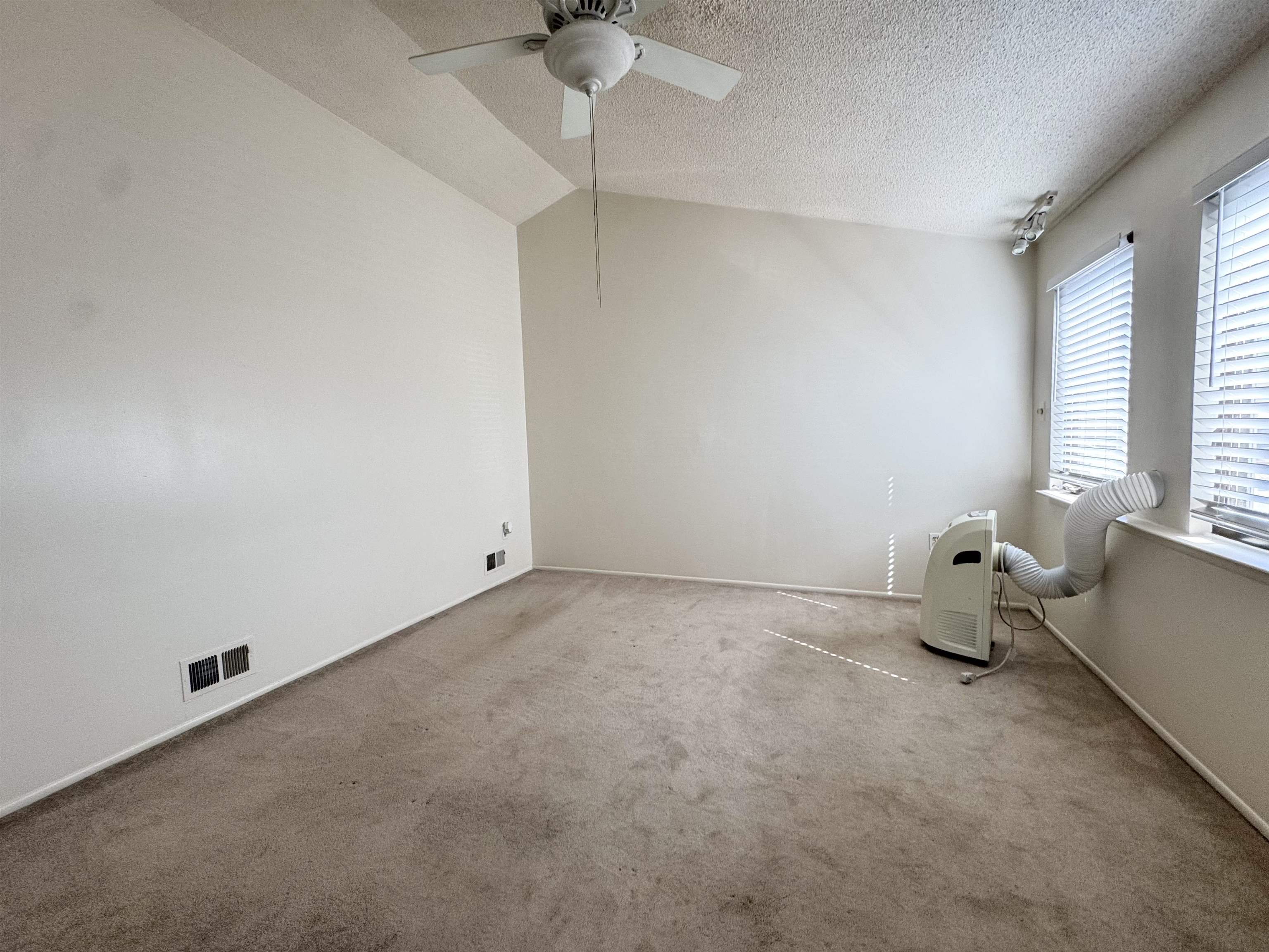 819 Topsail Lane Secaucus, NJ 07094 - Photo 22 of 26