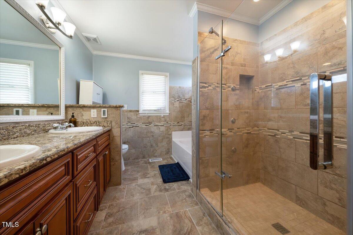 1809 Billingham Court Raleigh, NC 27604 - Photo 18 of 27 16-aINT_016