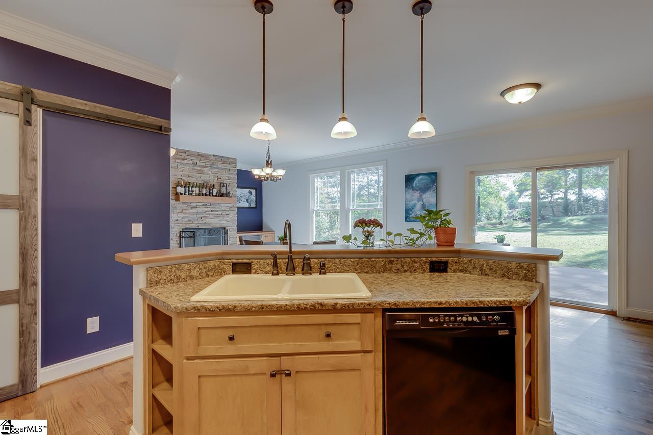 808 Pebble Lane Anderson, SC 29621 - Photo 8 of 32