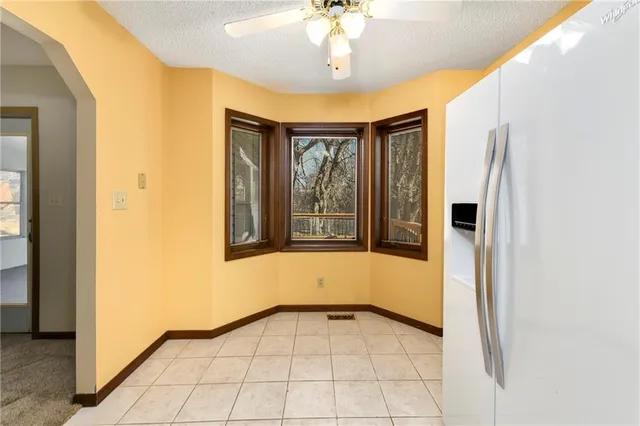 $325,000 | 3431 Tudor Drive, Leavenworth, KS 66048