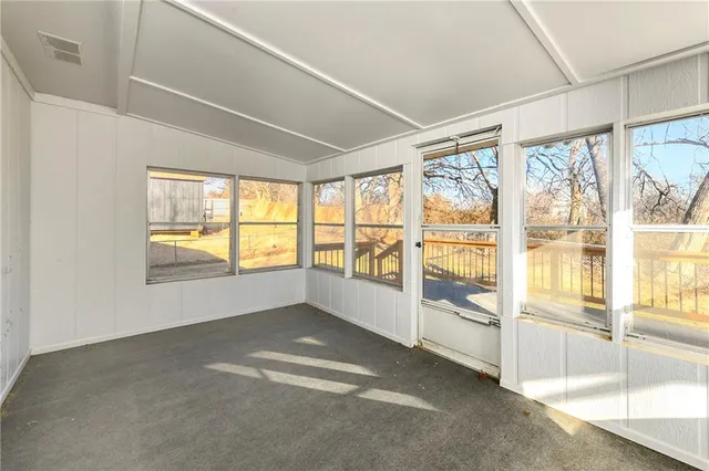 $325,000 | 3431 Tudor Drive, Leavenworth, KS 66048