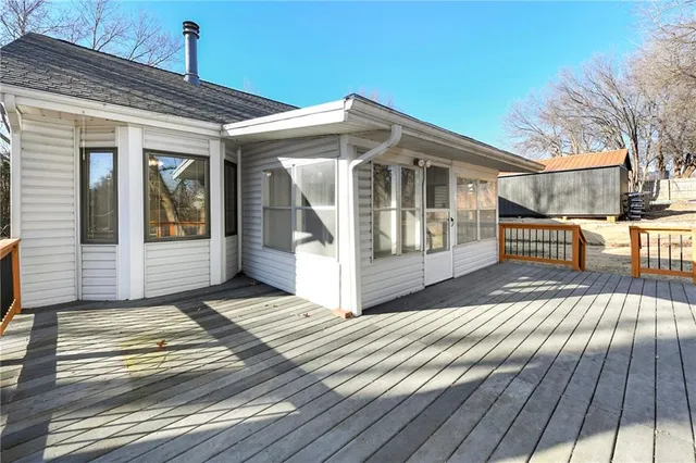 $325,000 | 3431 Tudor Drive, Leavenworth, KS 66048