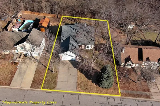 $325,000 | 3431 Tudor Drive, Leavenworth, KS 66048