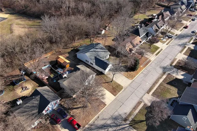 $325,000 | 3431 Tudor Drive, Leavenworth, KS 66048